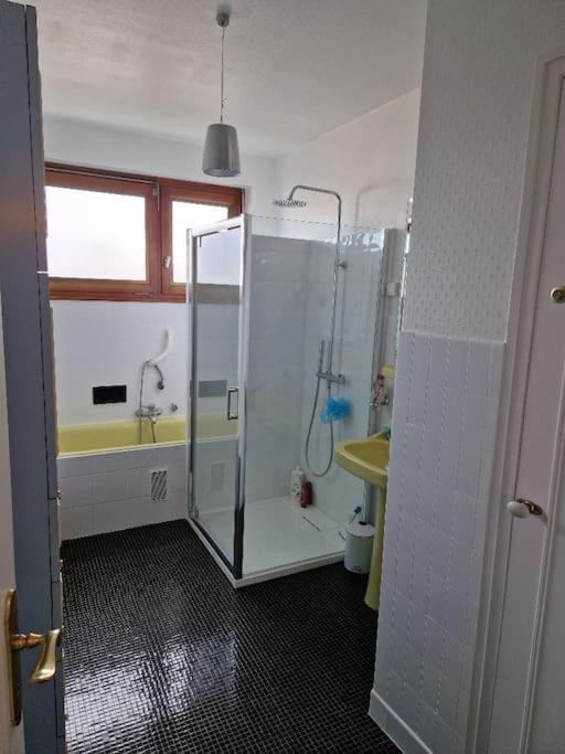 Au Beau Voyage A 2 Pas Des Thermes Thonon-les-Bains Extérieur photo